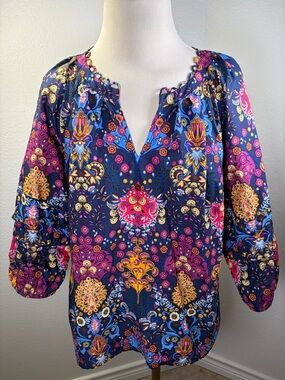 Talbots Pleated Sleeve Poplin Top - Floral Medallion - Size Medium